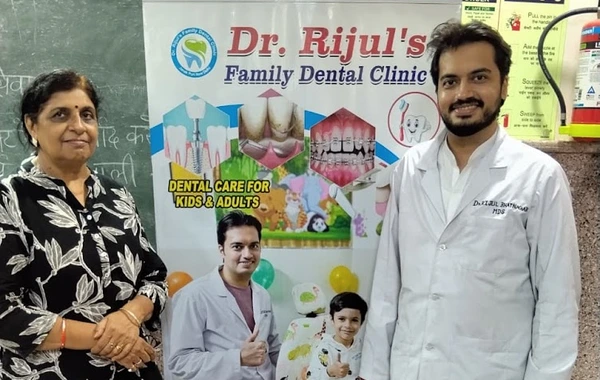 Dr. Rijul Bhatnagar MDS Pediatric Dentist at the clinic